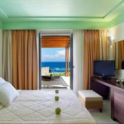 Apostolata Island Resort and Spa 