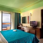 Apostolata Island Resort and Spa 