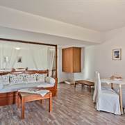 Jhonathan apartments Karpathos