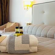 Lagomandra Hotel and Spa 